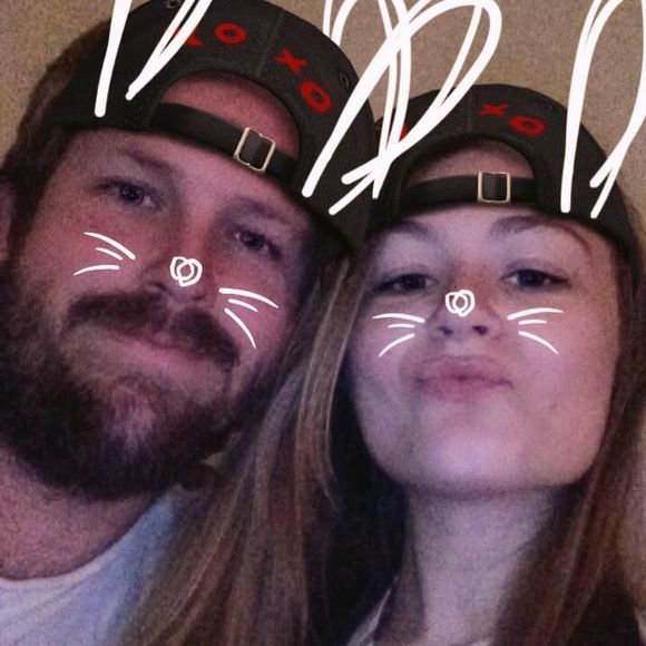 Meet your Posher, Hannah - Picture 1 of 1